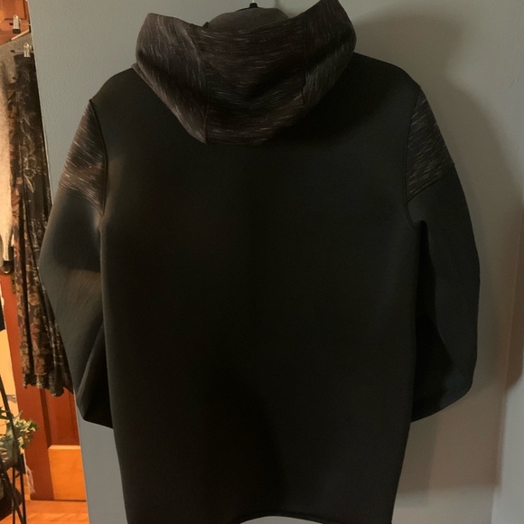 Zipper Sweater - Picture 2 of 4